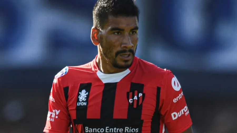 Patronato: Luna sufrió un esguince y Chávez molestias en los aductores