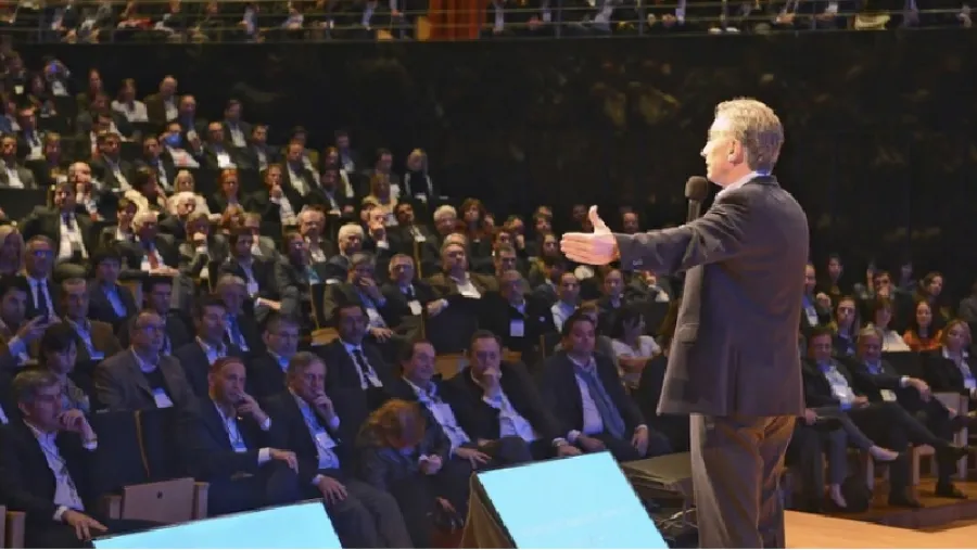 Macri Macri