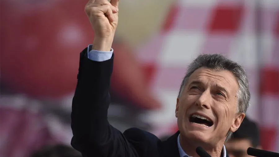 Mauricio Macri se encuentra muy complicado ante la Justicia y por eso quiere que le cuiden las espaldas.