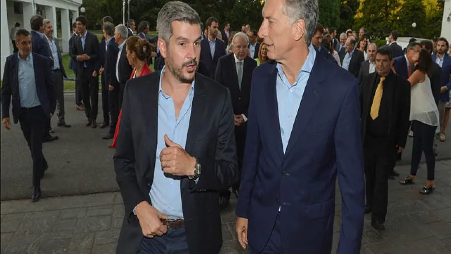 Marcos Peña con Mauricio Macri