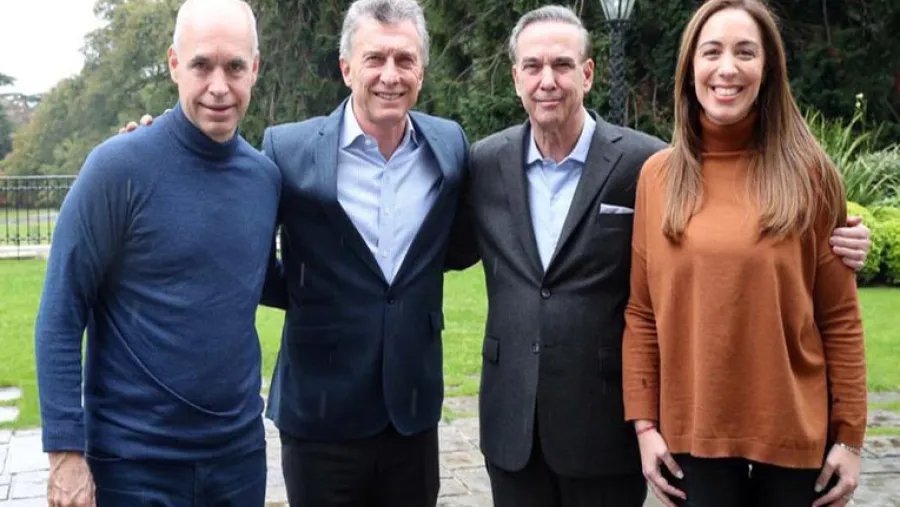 Horacio Rodríguez Larreta, María Eugenia Vidal y Miguel Pichetto trabajan en la apertura de Juntos por el Cambio