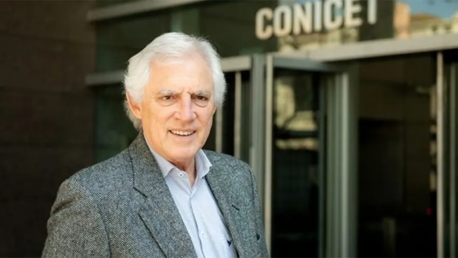 Manuel García Solá es abogado, fue ministro de Educación en 1999 y hasta el 5 de noviembre integraba el directorio del Conicet, en representación de las asociaciones rurales. Renunció denunciando “persecución política e ideológica”.