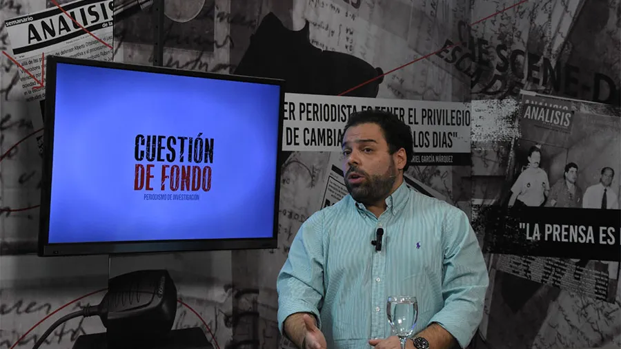 El ministro de Gobierno y Trabajo, Manuel Troncoso confía en que habrá solución en el conflicto salarial con los docentes: “Tenemos vocación de diálogo, hay que ver qué decide AGMER” que este jueves tendrá su Congreso. “La Provincia se hizo cargo del Fonid y la Conectividad además de garantizar la base salarial por encima de los 10 puntos de la canasta básica para 4 personas”. El ministro de Gobierno y Trabajo, Manuel Troncoso confía en que habrá solución en el conflicto salarial con los docentes: “Tenemos vocación de diálogo, hay que ver qué decide AGMER” que este jueves tendrá su Congreso. “La Provincia se hizo cargo del Fonid y la Conectividad además de garantizar la base salarial por encima de los 10 puntos de la canasta básica para 4 personas”.