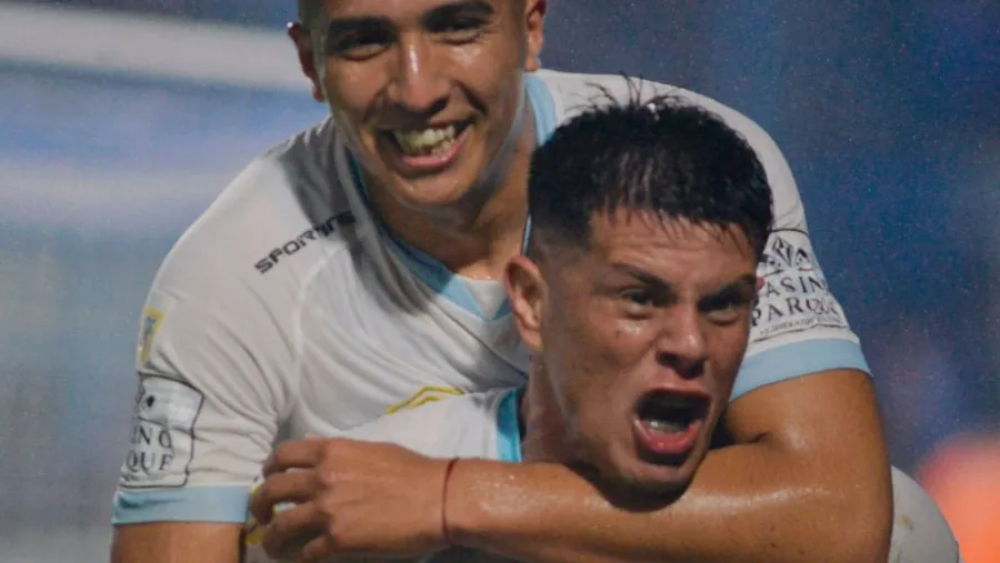 Atlético Tucumán le ganó a Gimnasia La Plata con el aporte de Marcelo Estigarribia
