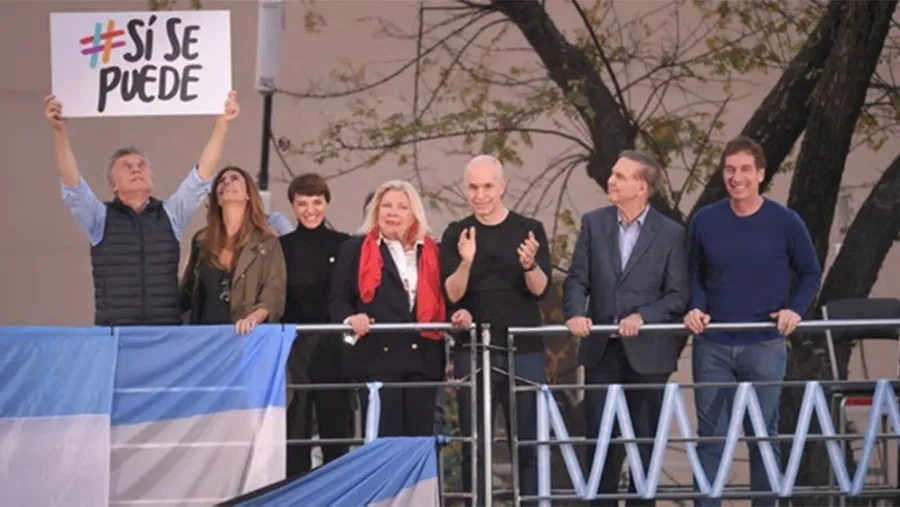 El Presidente encabezó la primera de las marchas del “Sí, se puede”, que continuarán en Junín, Santa Fe, Córdoba y Entre Ríos. 