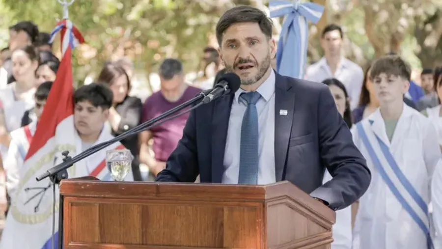 Maximiliano Pullaro reivindicó la reforma judicial durante el acto por el 451º aniversario de la fundación de la ciudad de Santa Fe. Maximiliano Pullaro reivindicó la reforma judicial durante el acto por el 451º aniversario de la fundación de la ciudad de Santa Fe.