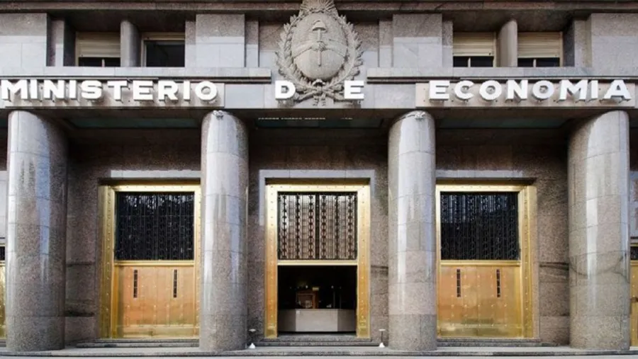 El Ministerio de Economía fue una de las carteras más difíciles de asumir en el actual equipo de gobierno.