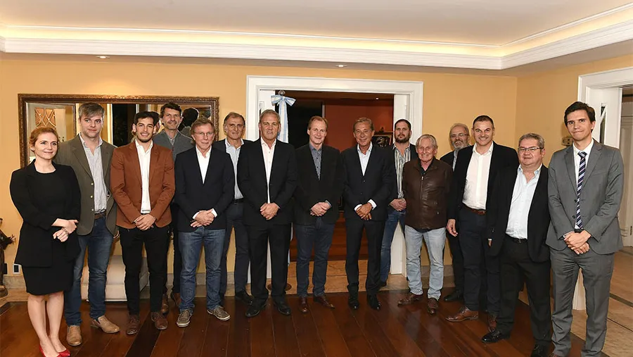 La misión comercial a Brasil que encabezó el gobernador Gustavo Bordet resultó provechosa para las firmas entrerrianas y se indicaron que hubo acuerdos para avanzar en la comercialización de algunos productos. 