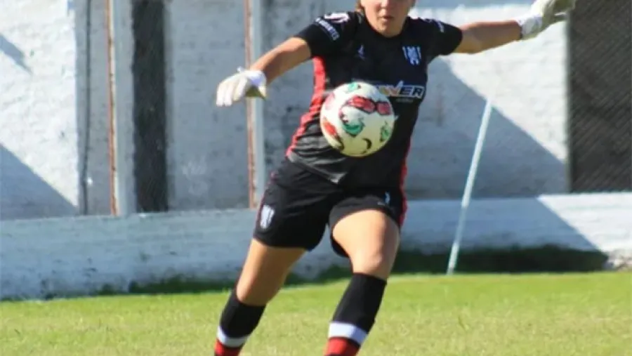 “Ya estamos muy metidas en el próximo objetivo”, indicó la arquera Marina Molaro