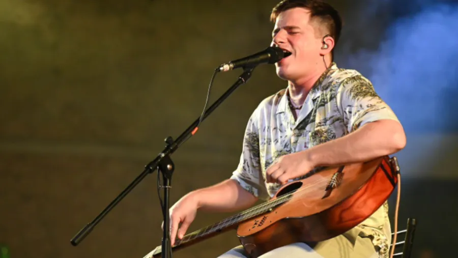 Nahuel Pennisi, por primera vez, en el Anfiteatro Héctor Santángelo. 