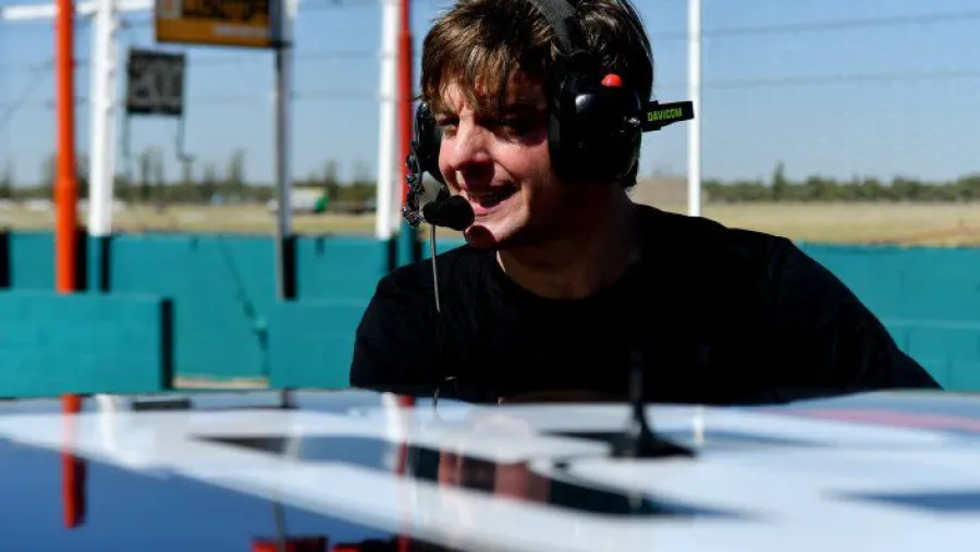 El entrerriano “Nico” Bonelli buscará seguir animando el TC virtual en Posadas