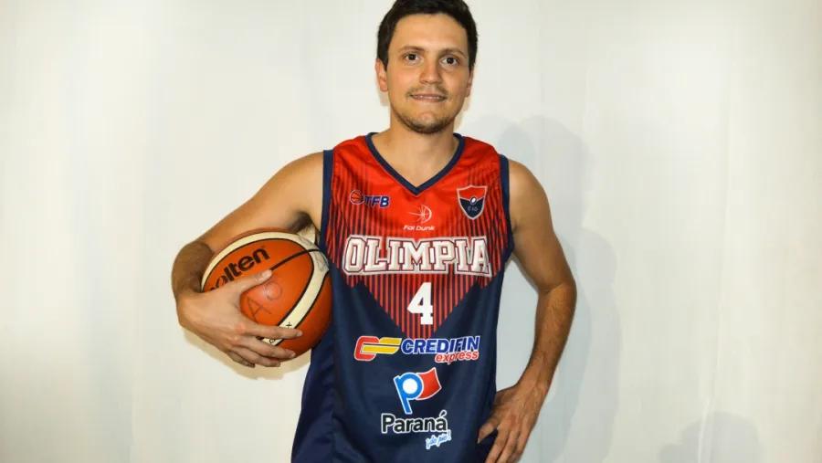 Tras su paso por Paracao, Nicolás Agasse volverá a jugar con Olimpia el Torneo Federal