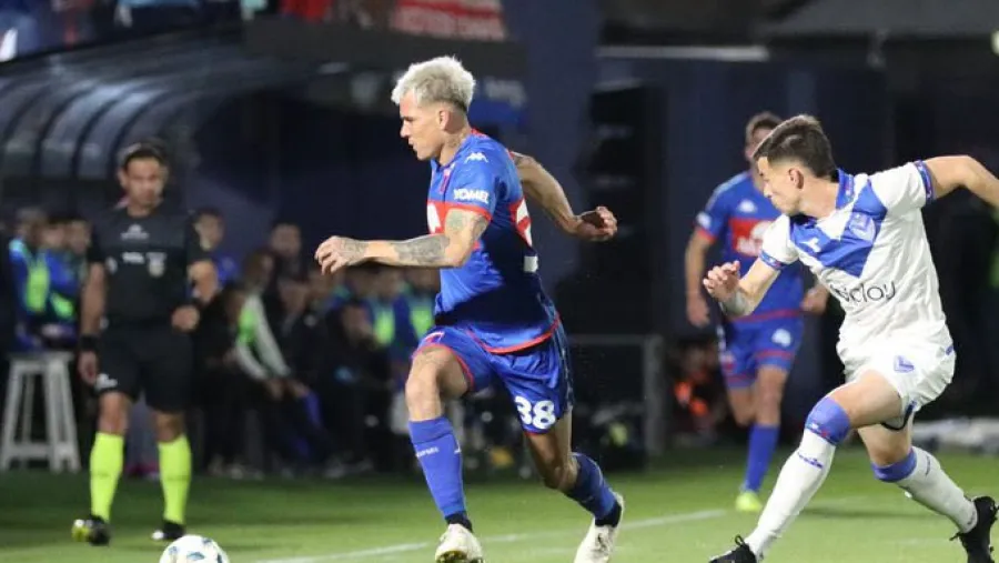 Fútbol: Vélez aguantó con 10 hombres y empató sin goles en su visita a Tigre