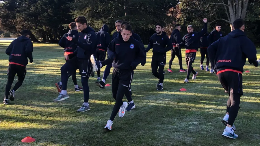 Amistoso: el entrerriano Nicolás Silva anotó para Argentinos en el empate con Gimnasia