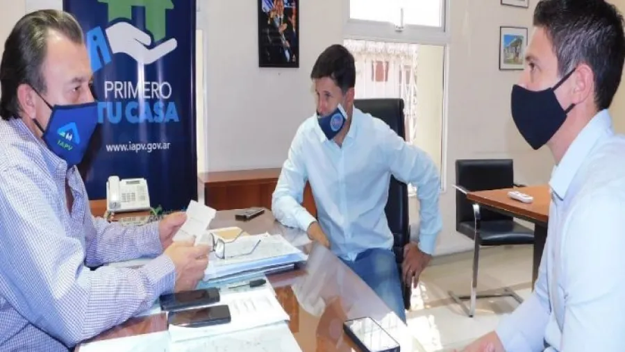 Trabajan en la ejecución de nuevas viviendas para Pronunciamiento