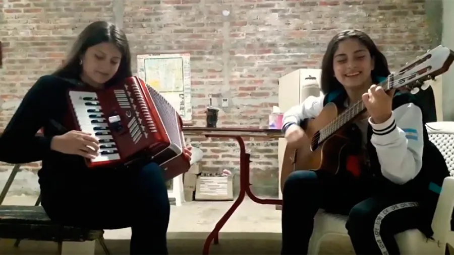 "Las Hermanas Vargas" finalistas del Concurso Chamamé 2.0 