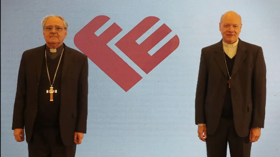 Guillermo Caride y monseñor Oscar Ojea