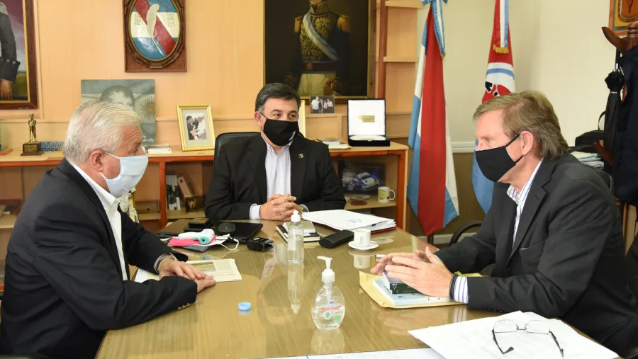 Oliva, Lauritto y Bahillo