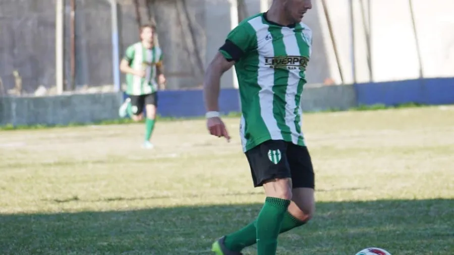 Fútbol: Oro Verde empató y ahora comparte la cima con Belgrano, su próximo rival