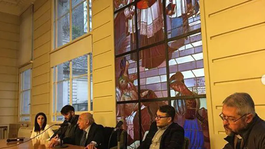 La Comisión Episcopal de Pastoral Social realizó un encuentro titulado “Pacto Económico para una política con alma”.