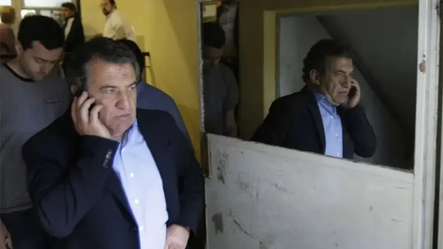 Sergio Urribarri complicado judicialmente por la acusación de enriquecimiento ilícito al no poder justificar su millonario patrimonio. Sergio Urribarri complicado judicialmente por la acusación de enriquecimiento ilícito al no poder justificar su millonario patrimonio.