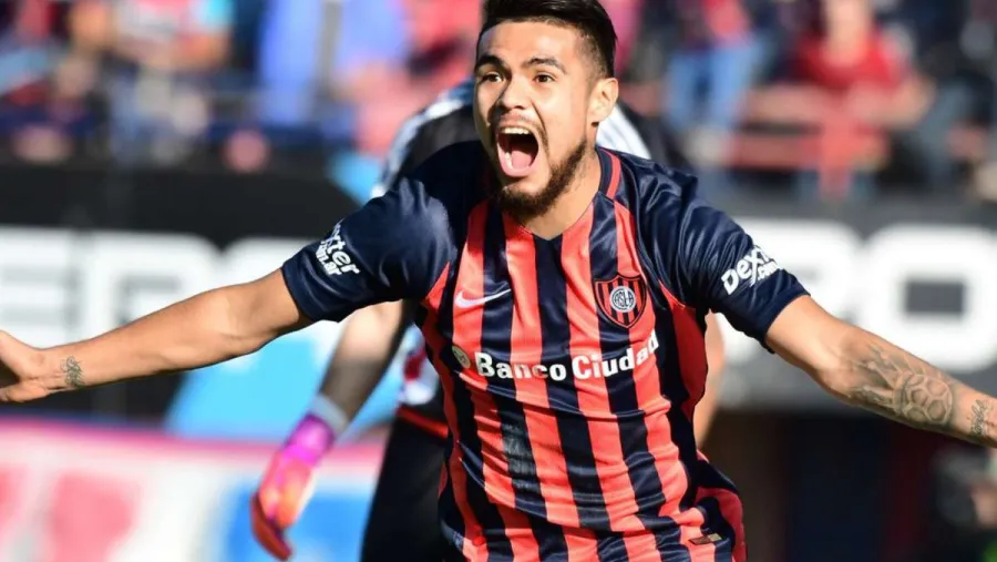 Paulo Díaz San Lorenzo recibió una dura sanción de la FIFA por una deuda con Palestino de Chile