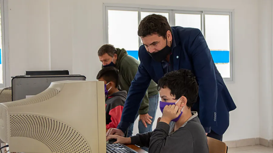 Bastián punto digital El Brillante