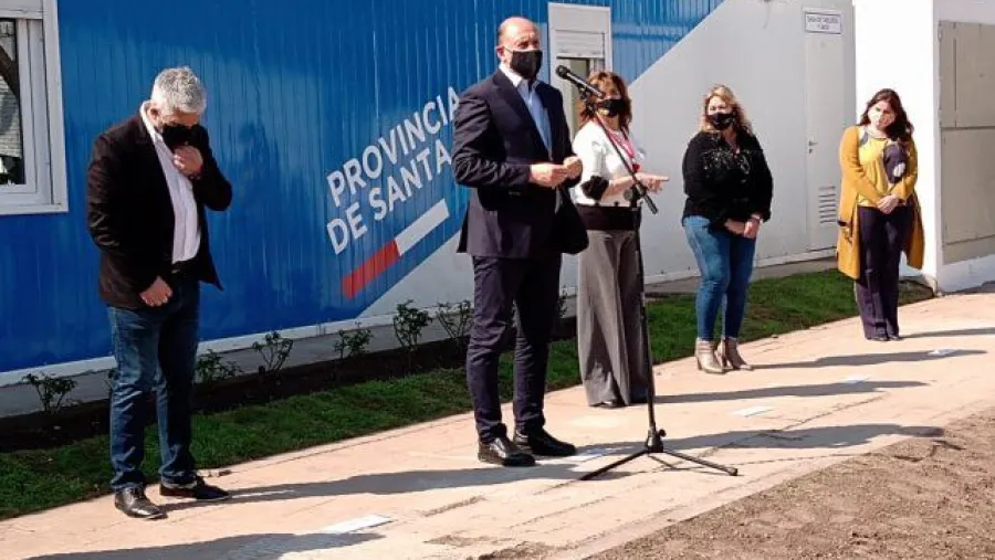 Omar Perotti inaugura hospital modular