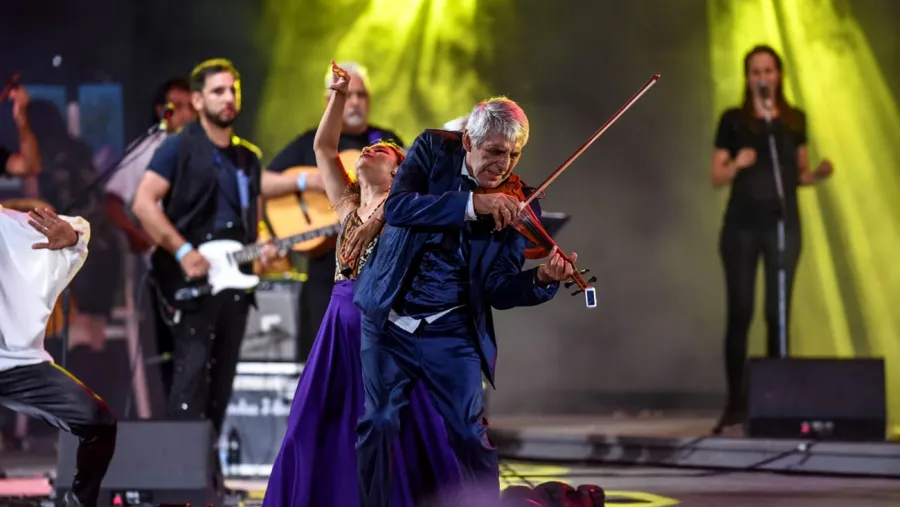 Peteco Carabajal, en la quinta luna de Cosquín. 