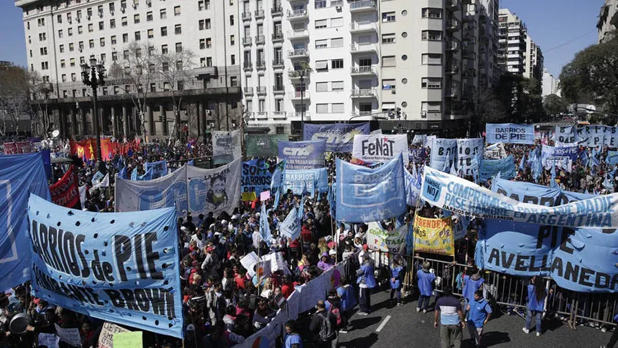 Los movimientos sociales reclamaron la sanción de la ley; las nuevas partidas irán a los comedores.