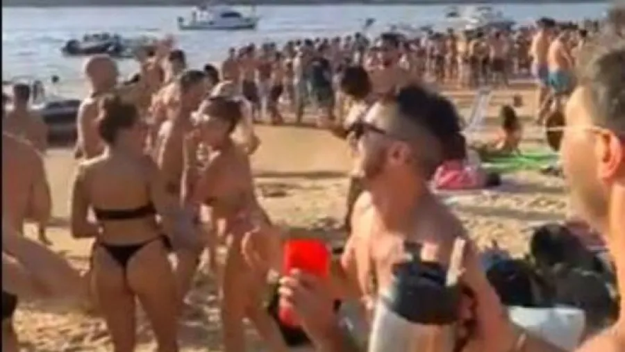 playa de Villa Urquiza en plena pandemia 