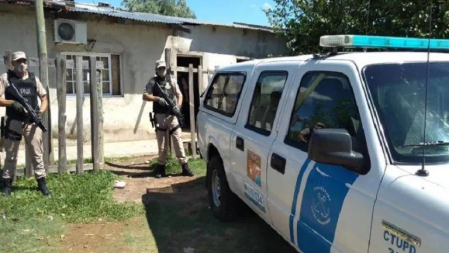 Policía