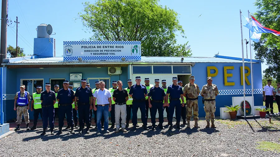Las autoridades policiales supervisaron el refuerzo de los controles en el Norte provincial como prevención de todo tipo de contrabando.