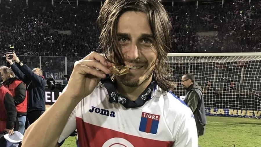 En Colón piensan en incluir otros jugadores en la negociación por el entrerriano Prediger