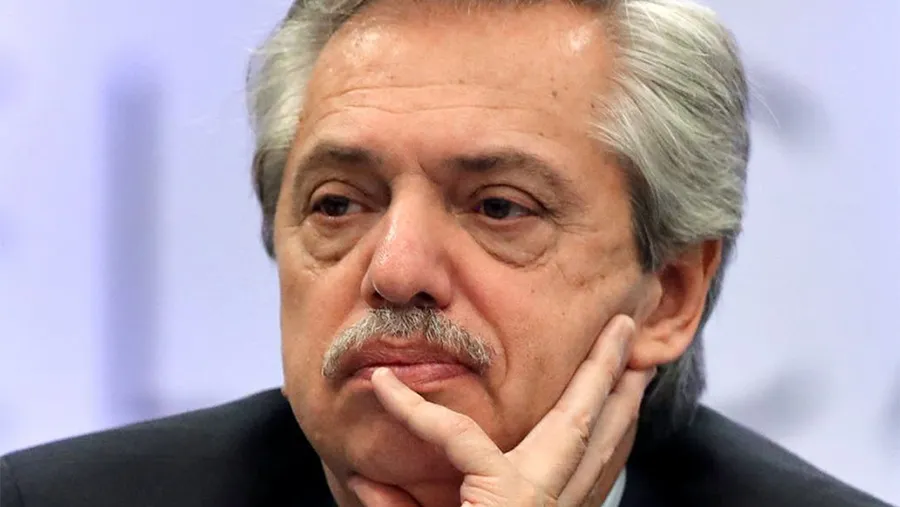 El Presidente no quiere embarcarse en batallas judiciales contra el macrismo, pero un sector del kirchnerismo ya prepara denuncias.