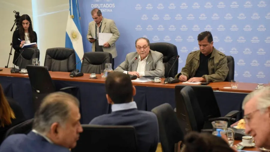 La discusión seguirá este martes a las 13 en la Comisión de Presupuesto, que conduce Carlos Heller.