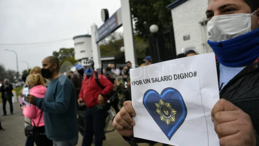 protesta de policías en Rosario