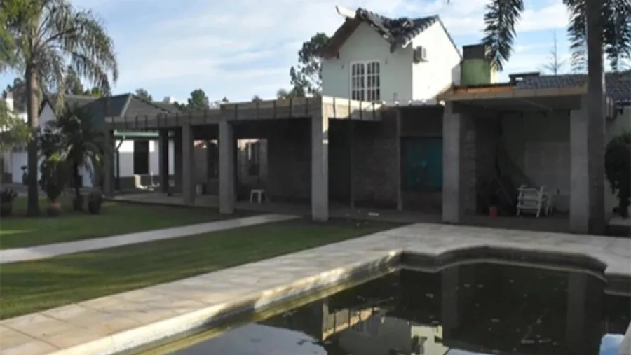 La casa quinta donde vivían los proxenetas fue valuada en más de 15 millones de pesos.