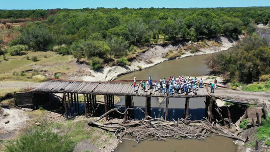 El nuevo puente sobre el Arroyo El Cinto tiene una inversión de casi 700 millones de pesos.
