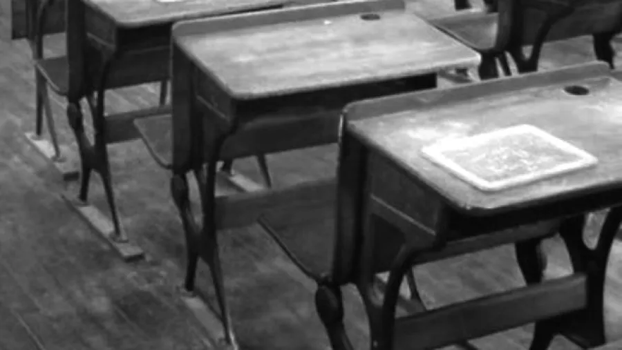 Adolescencia restringida