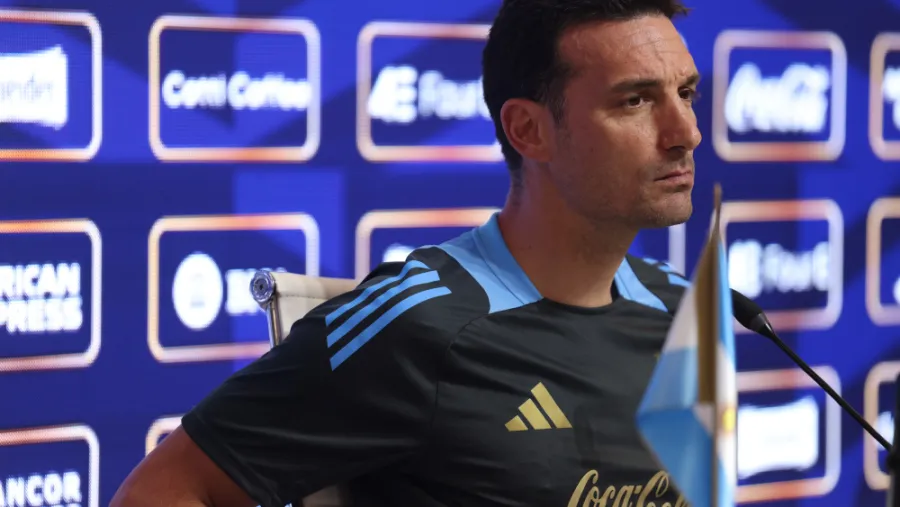 “Lo de Lisandro Martínez no lo esperábamos”, reconoció Lionel Scaloni