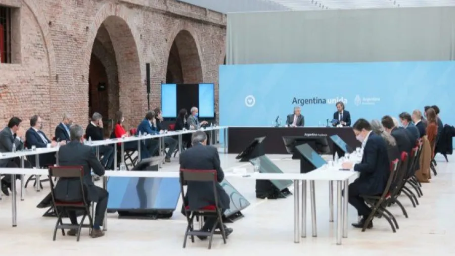 Alberto Fernández reunió al Gabinete, con foco en las elecciones y en la pospandemia