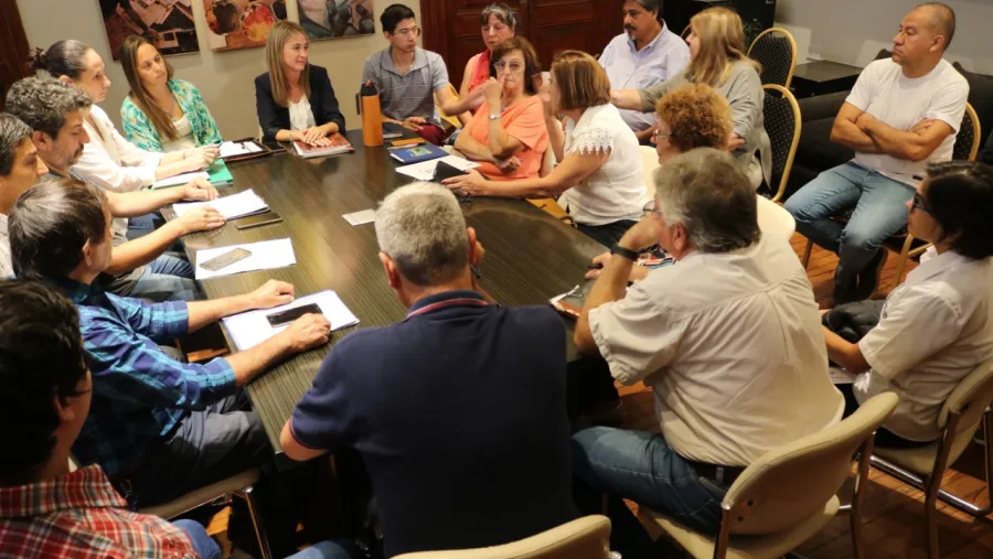 Zoff dialogó con vecinalistas sobre la reforma a la ordenanza de Comisiones Vecinales