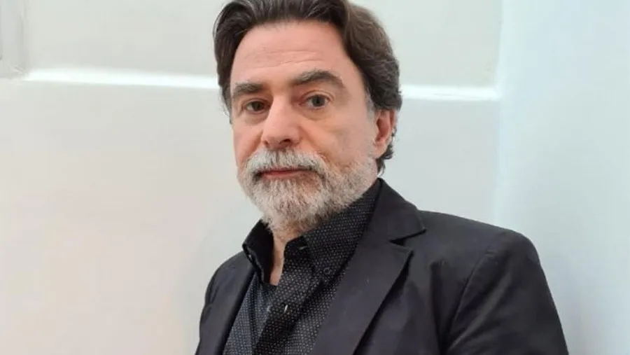 Reynaldo Sietecase disertará hoy a las 20 horas en el octavo piso del Howard Johnson Mayorazgo de Paraná en el marco del ciclo de Charlas Periodísticas que organiza ANÁLISIS y Canal 9 Litoral. Reynaldo Sietecase disertará hoy a las 20 horas en el octavo piso del Howard Johnson Mayorazgo de Paraná en el marco del ciclo de Charlas Periodísticas que organiza ANÁLISIS y Canal 9 Litoral.