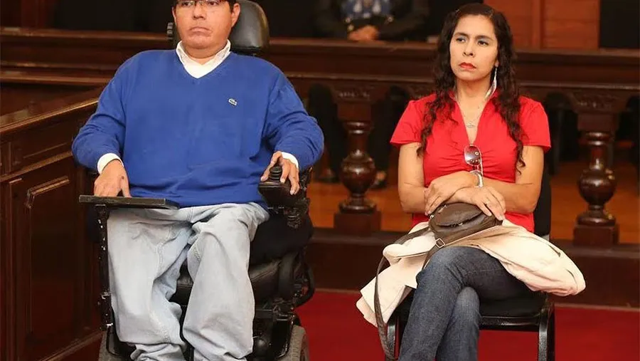 Michael Urtecho y su esposa, Claudia Gonzales Valdivia.