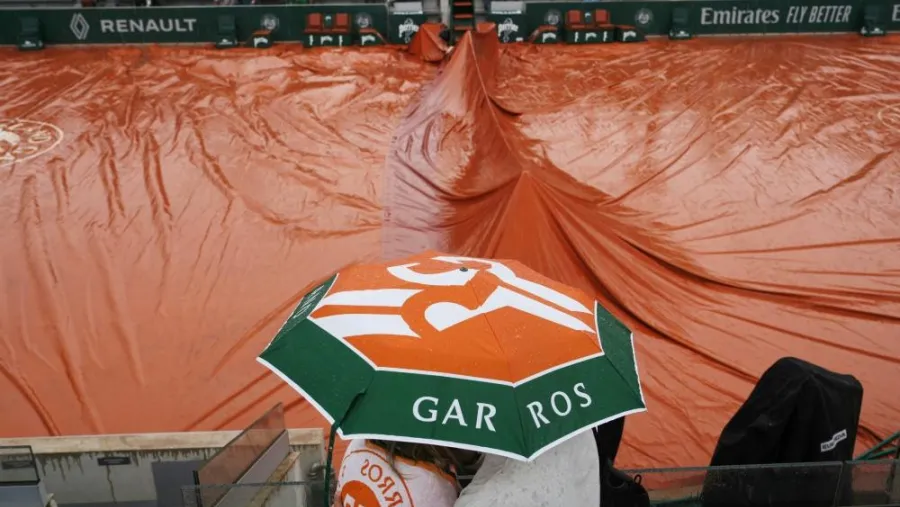 Tenis: por la lluvia, se suspendieron los partidos de los argentinos en Roland Garros