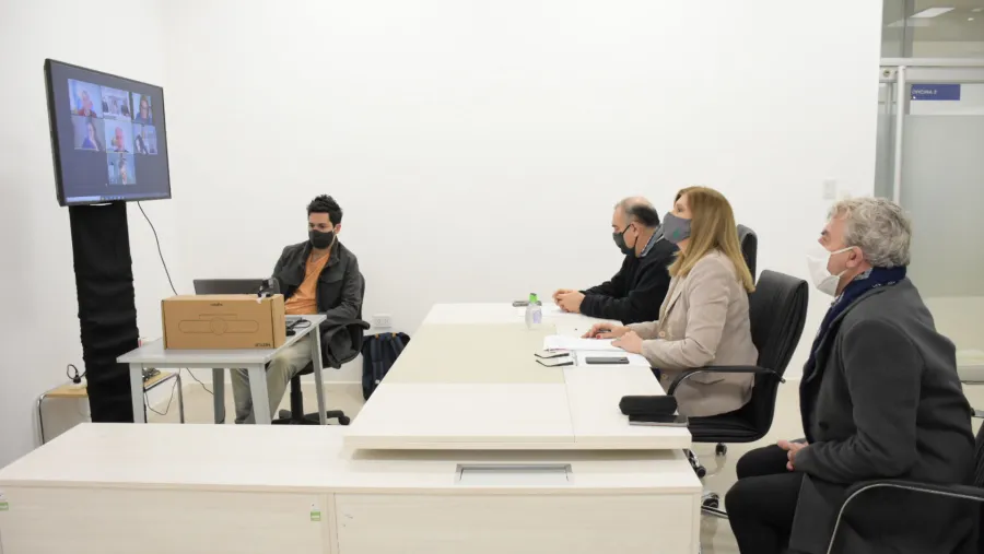  Romero dialogó con legisladores nacionales de Cambiemos