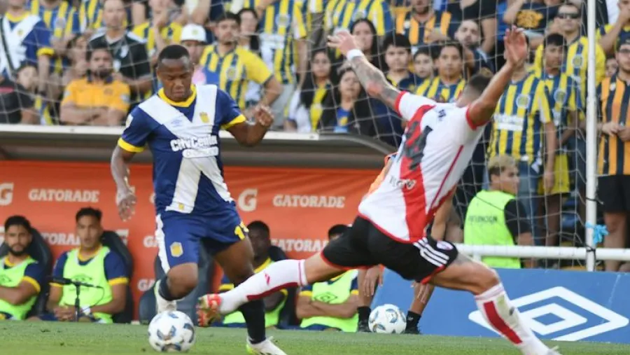 Fútbol: Córdoba y Rosario recibirán las semifinales de la Copa de la Liga Profesional Fútbol: Córdoba y Rosario recibirán las semifinales de la Copa de la Liga Profesional