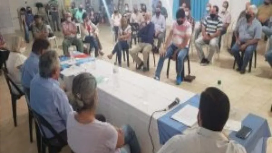 productores Doll con diputados e intendentes JxC