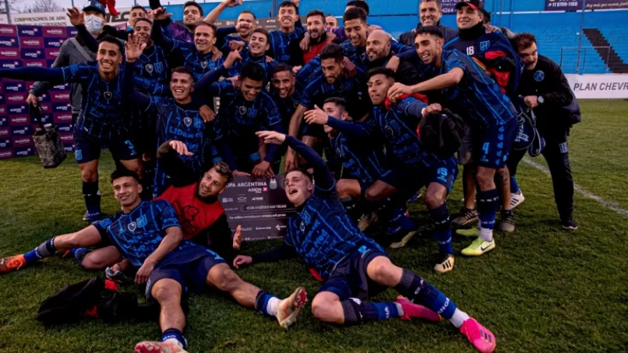 Copa Argentina: San Telmo sorprendió a Banfield y se metió en octavos de final